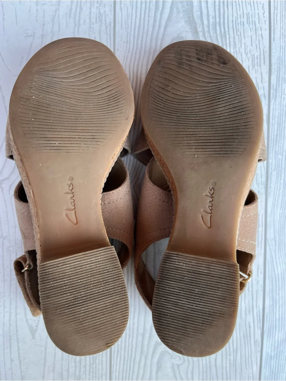 Clarks Giselle Cove Platform Wedge Sandals Sand Taupe Size 7.5 M